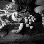 Khagrachhari Bazar - etapy tworzenia chapati/roti